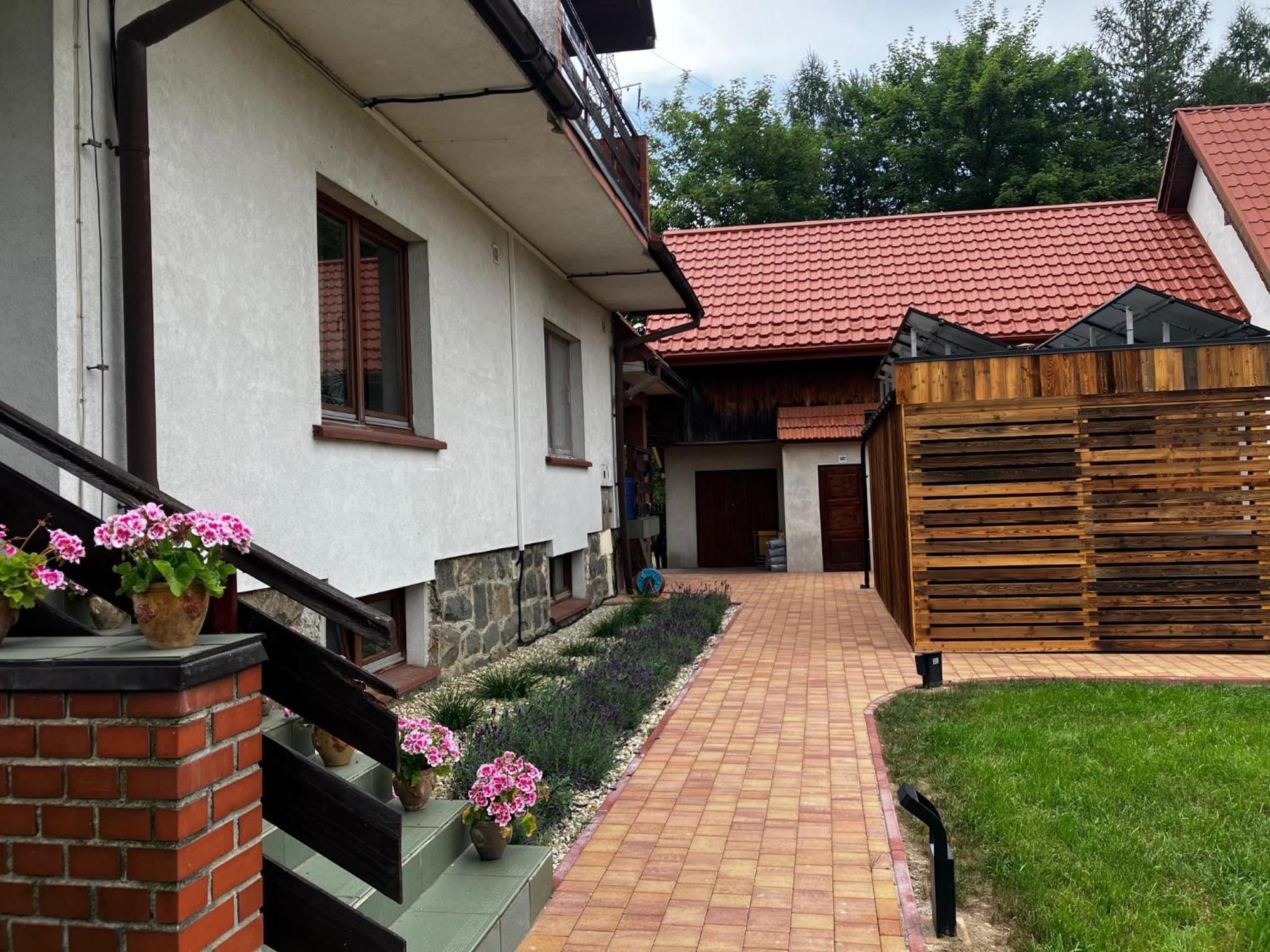 Готель Base Camp Pieniny Niedzica Екстер'єр фото